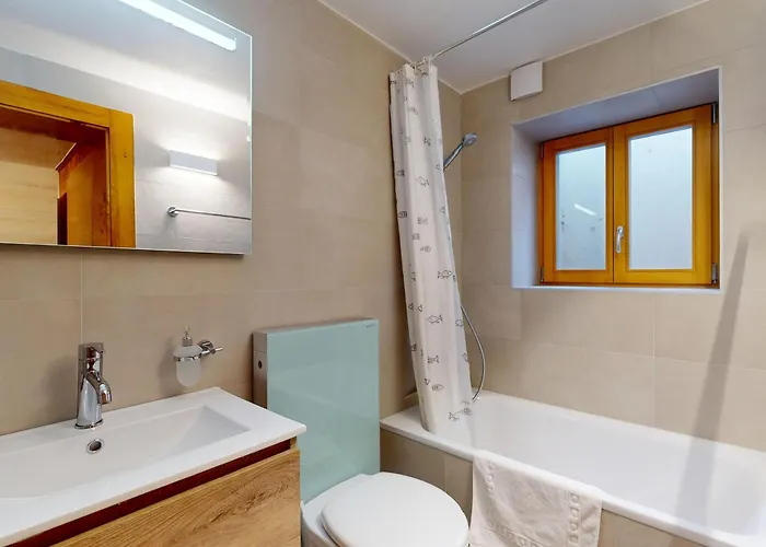 Flat With Panoramic View, Bela Youva #1 *