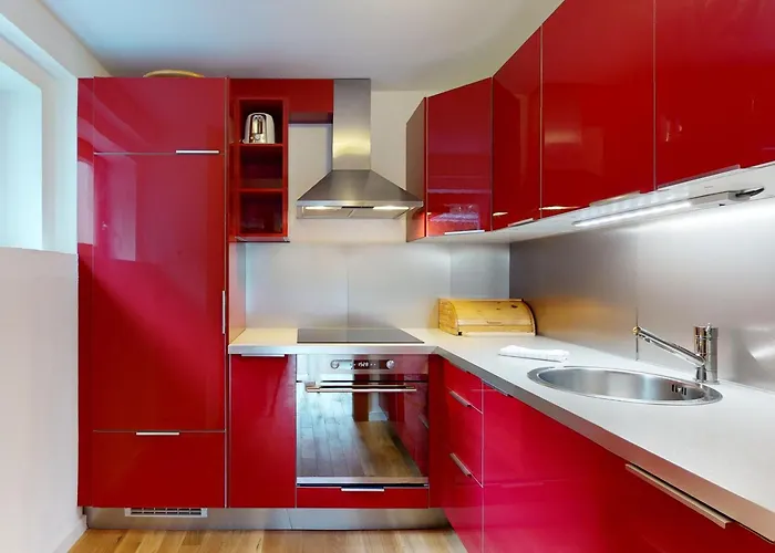 Flat With Panoramic View, Bela Youva #1 公寓